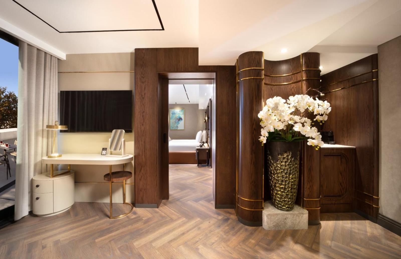 Bentley Hotel Old City-Special Class 伊斯坦布尔 外观 照片 The interior of a suite at The Ivy Collection